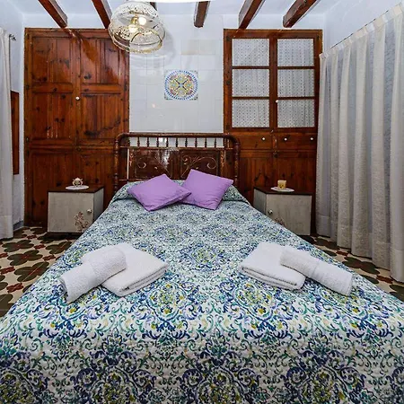 Habitour - Casa La Cenia Apartment *